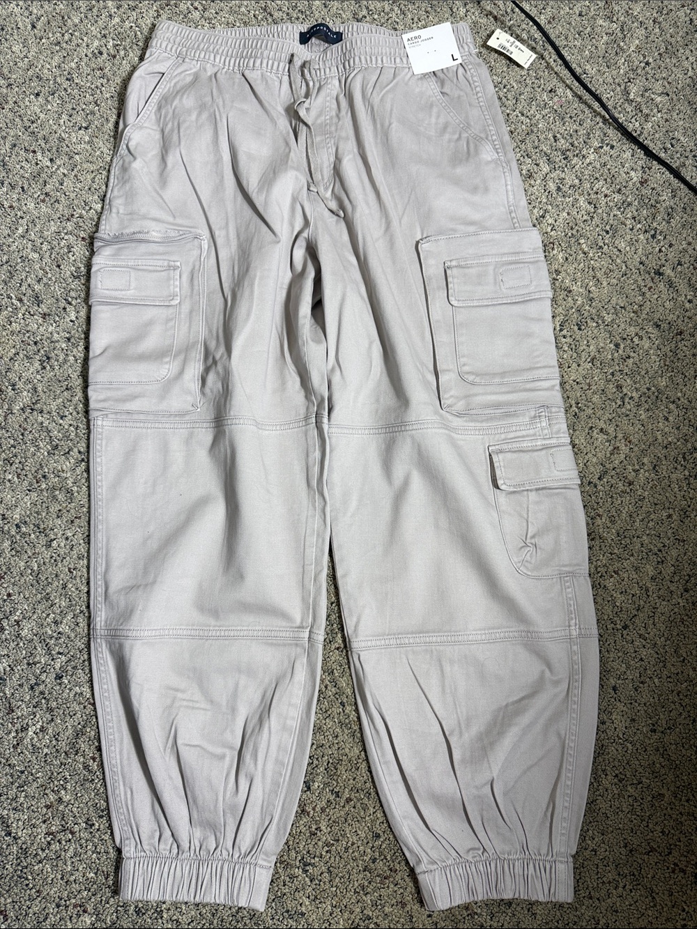 Aero Cargo Jogger Stretch Cargo Pants - Light Beige (L) NWT 2023